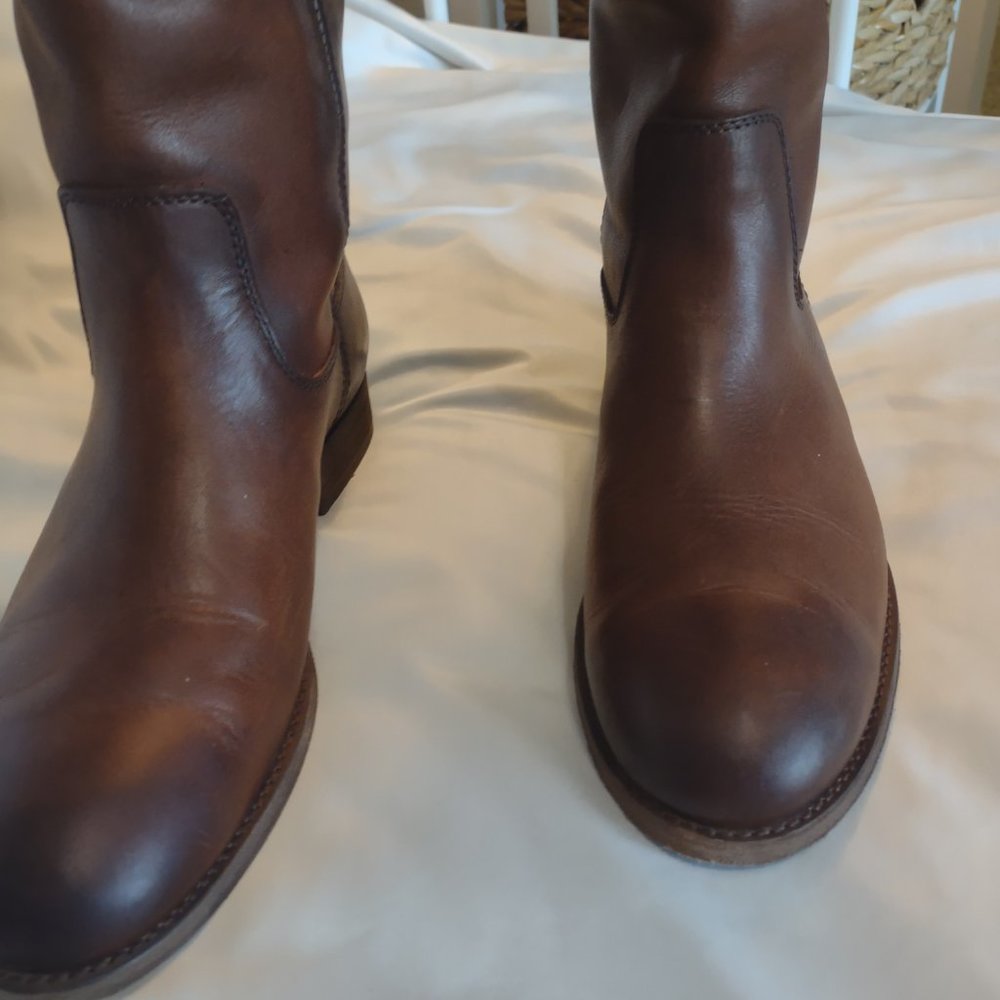 FRYE BOOTS W 7.5M Cognac - Picture 8 of 10